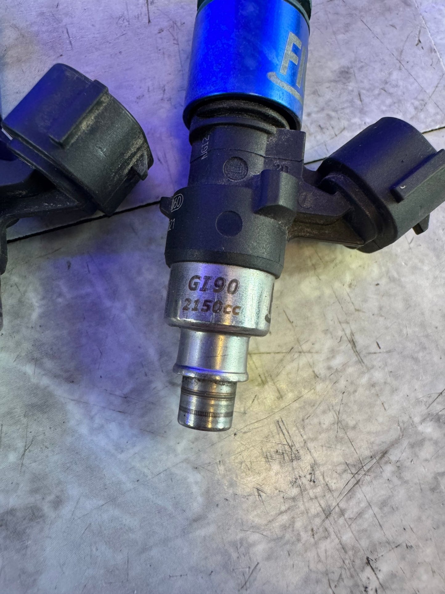 FIC 2150cc Top Feed Injectors Set Of 4