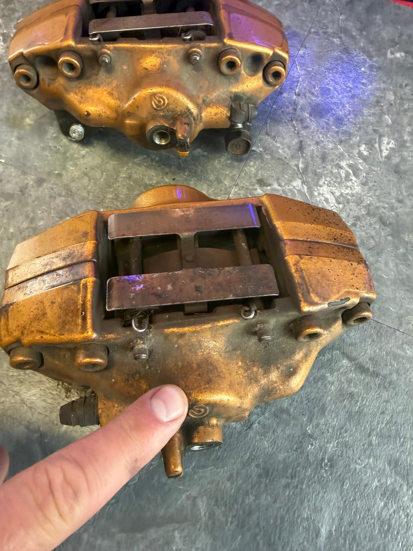 Subaru STi 2004 - 2007 STi oem authentic gold brembo brake calipers ( wrx swap ) NEED REPAIRED