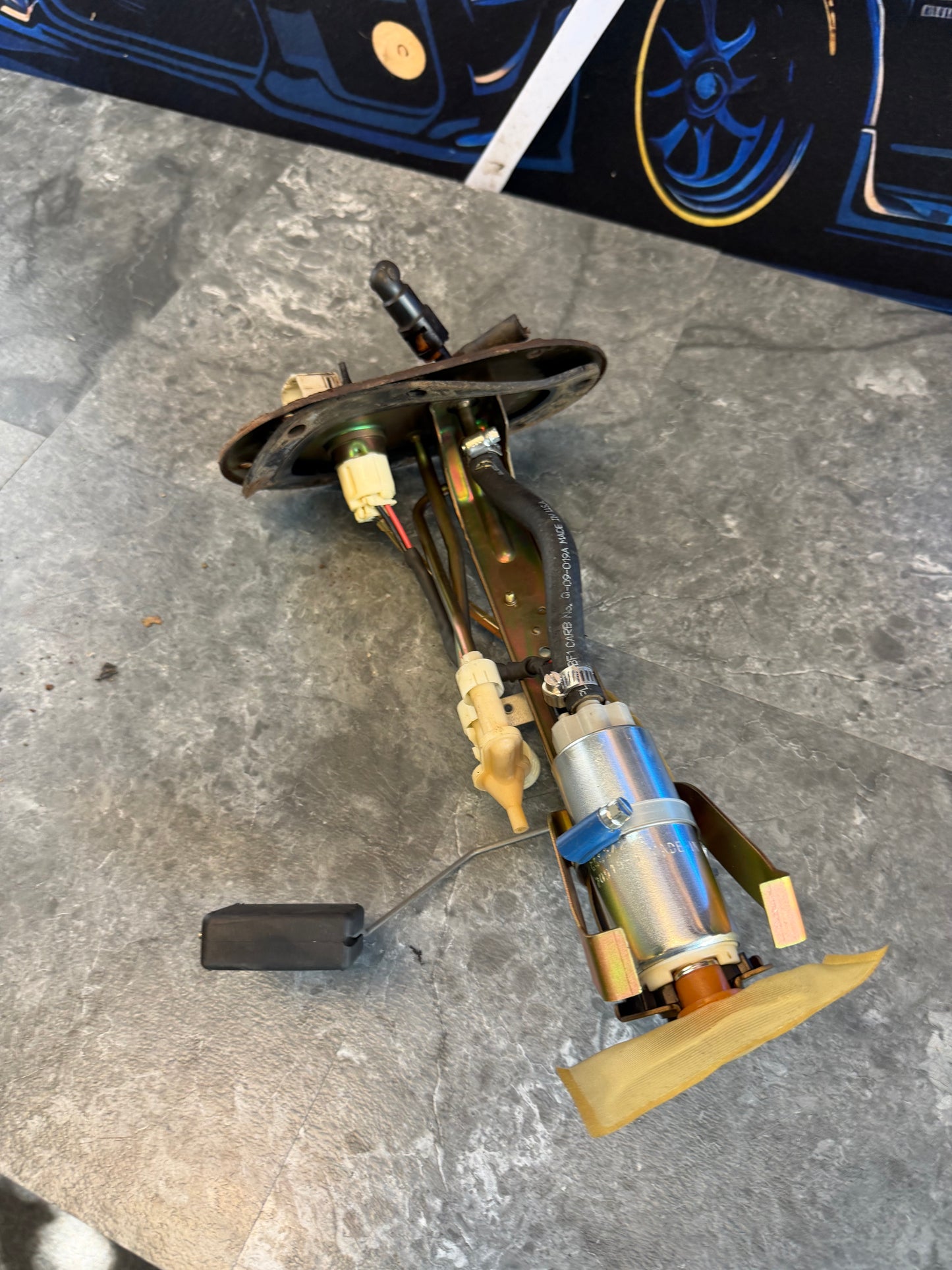2002 - 2007 Subaru wrx and 04-07 STi oem fuel pump hanger w/ walbro aftermarket fuel pump