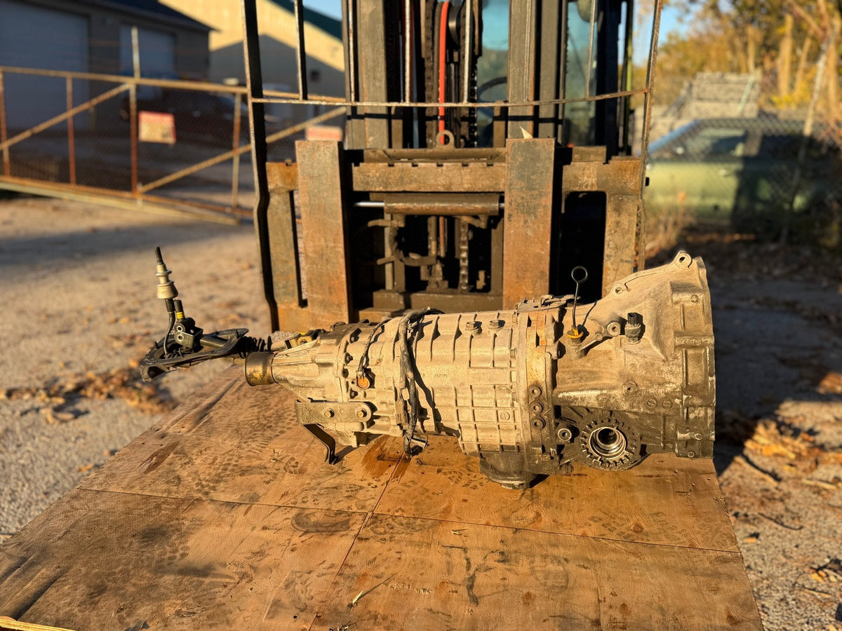* CORE * 2004 Subaru STi 6 speed manual AWD DCCD gearbox transmission 3.9 ( needs front differential replaced )