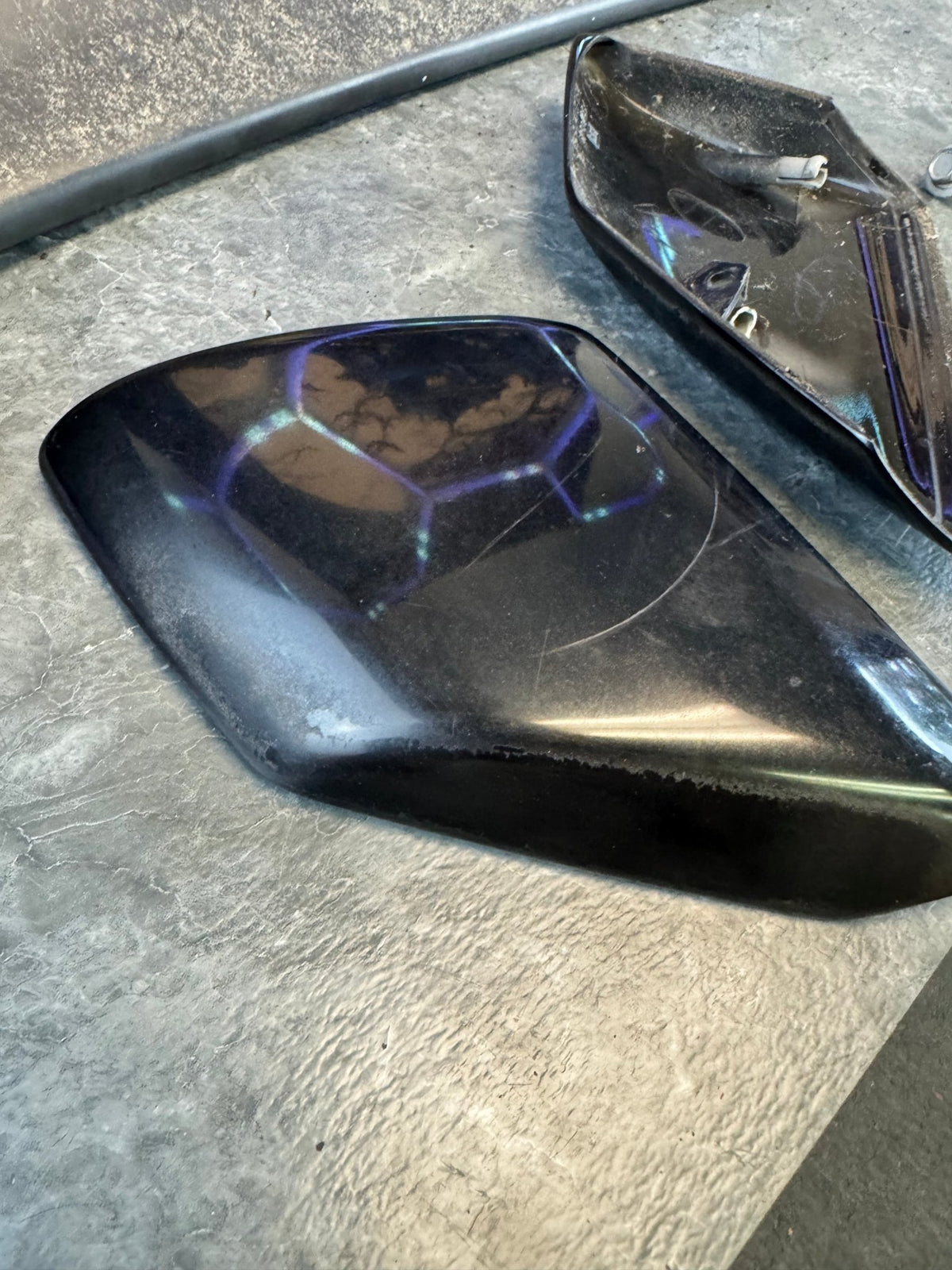 2006-2007 Subaru WRX STi OEM Rear Roof Spoiler Wing Center Spoiler Assembly