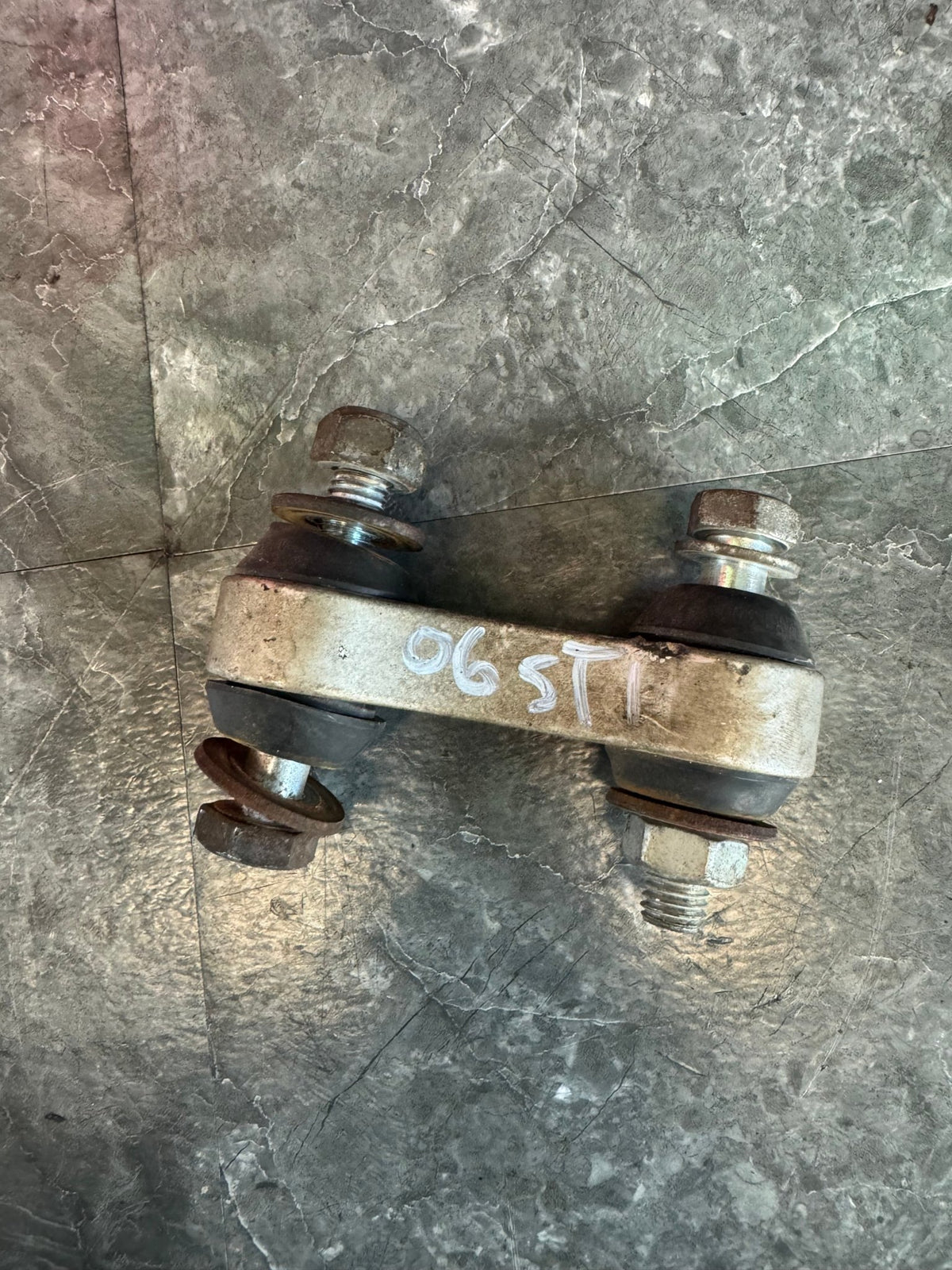 2004-2007 Subaru WRX STi / 2004-2008 Subaru Forester XT Aftermarket KartB0y Rear Swaybar End Links Pair