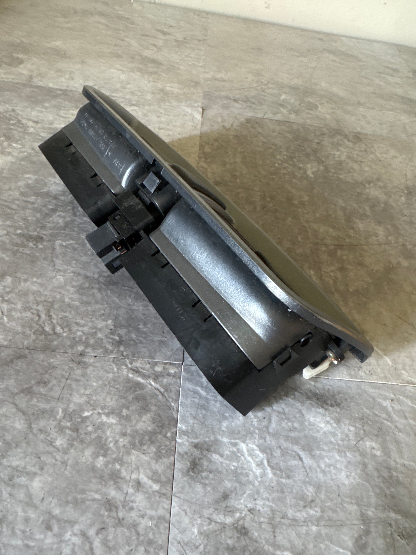 2002-2004 Subaru Impreza WRX OEM Center Dash Vent w/ Hazard Button (04)