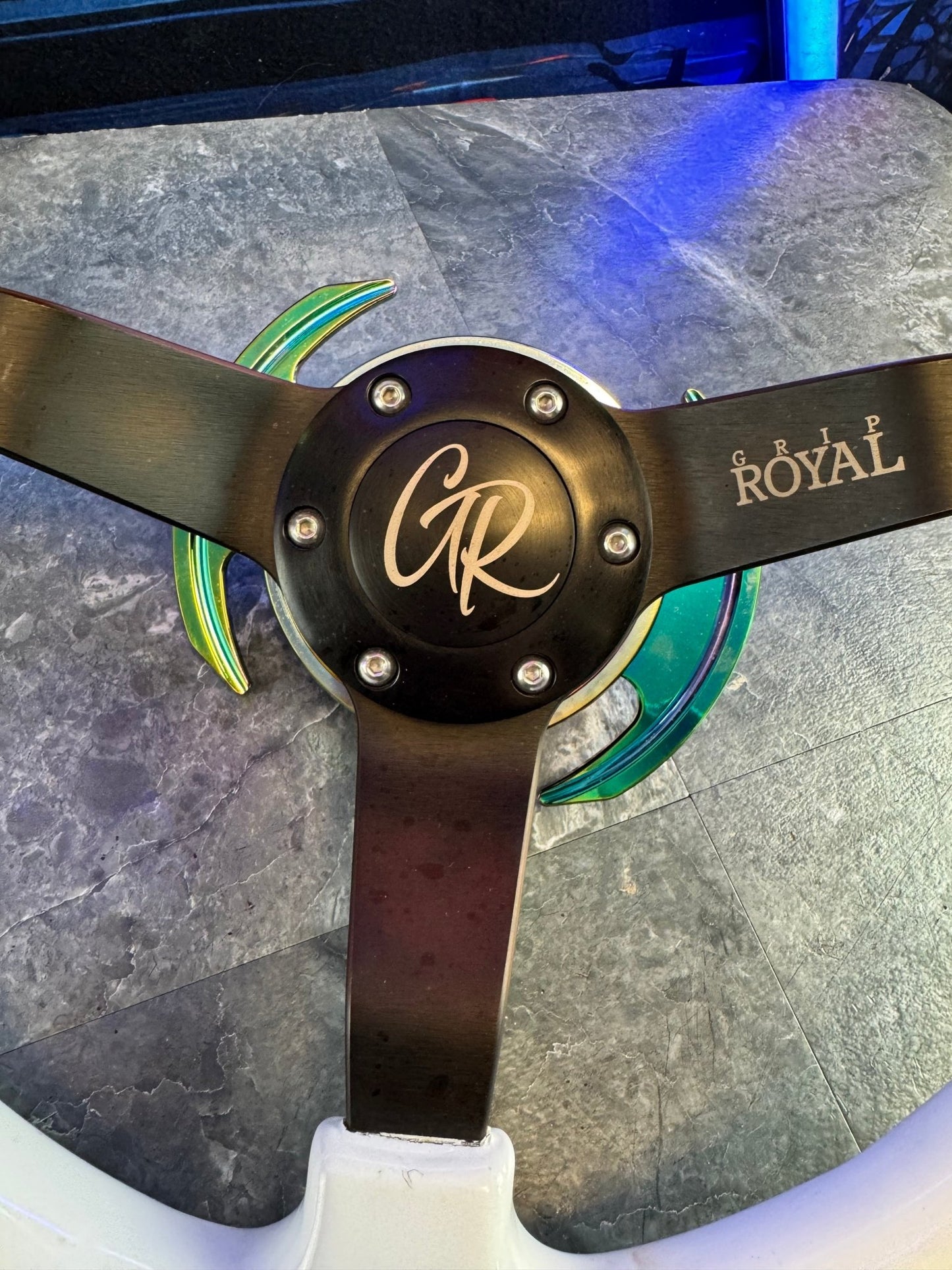 Grip Royal Steering Wheel Kit With NRG 3.0 Quick Release Hub Kit