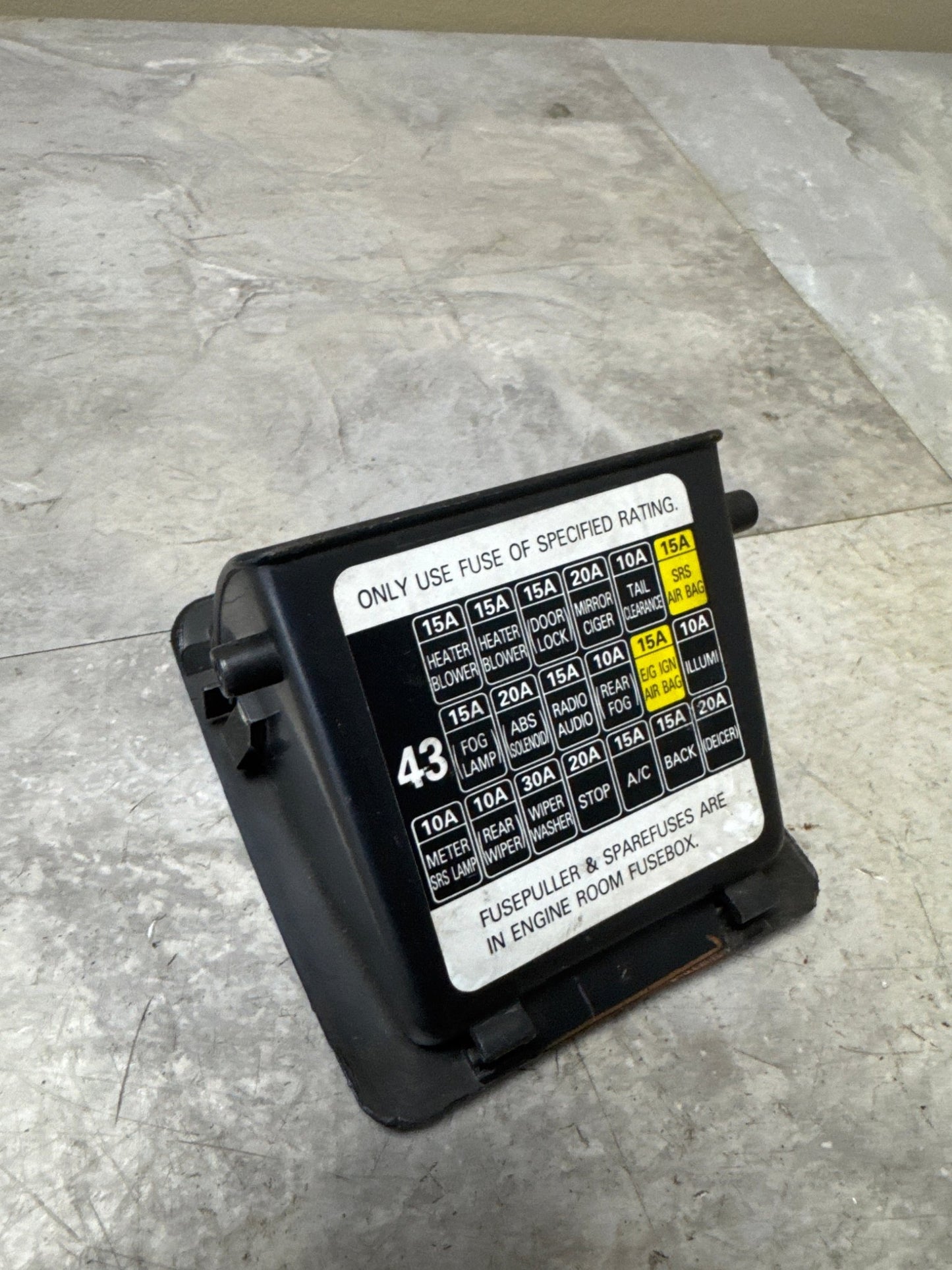 2002-2005 Subaru Impreza WRX Inside Fuse Box Cover Ash Tray Storage (2) K3