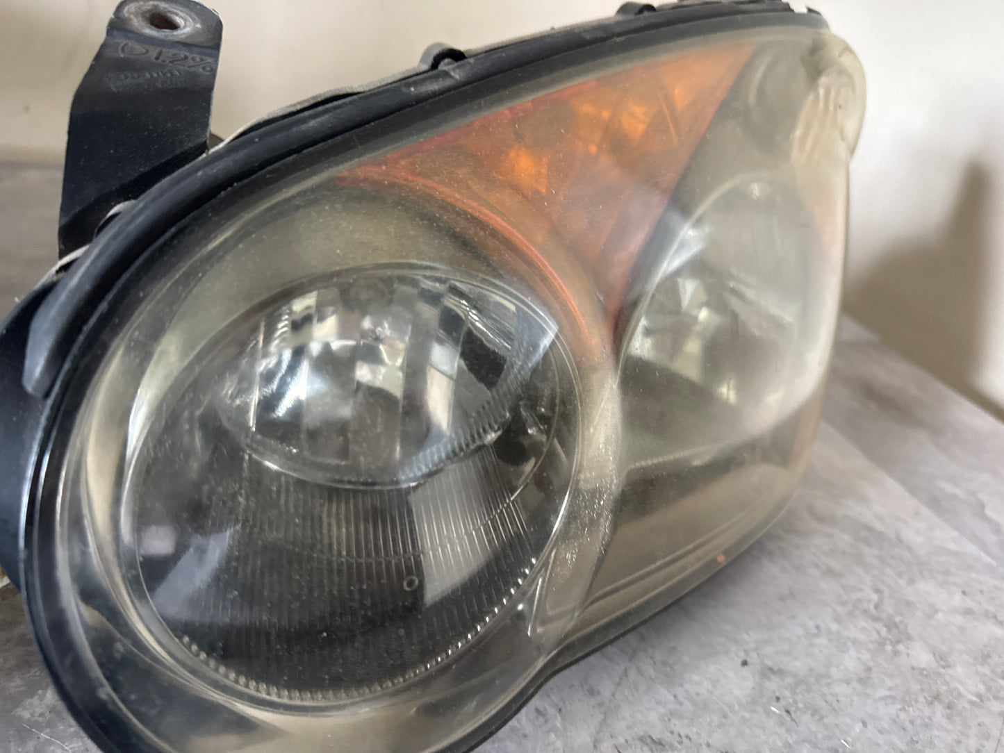 2004-2005 Subaru Impreza WRX OEM Headlight Pair Assembly