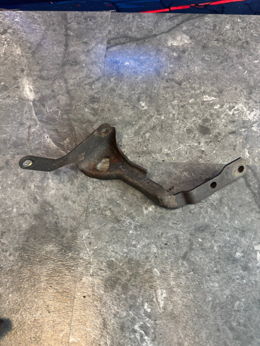 2002-2007 Subaru WRX / 2004-2007 Subaru STi OEM Intercooler Bracket Passenger Side