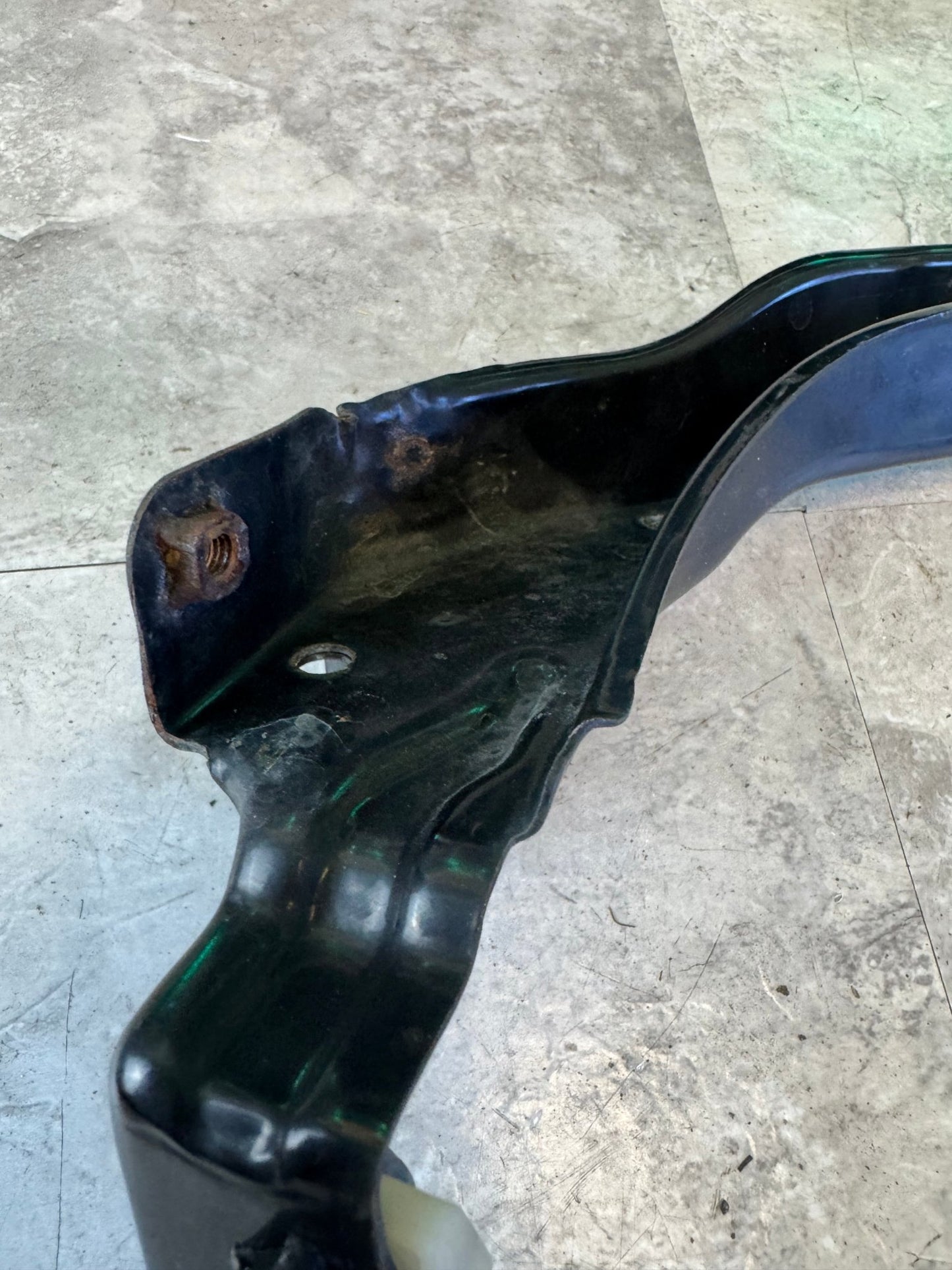 OEM 06-07 Subaru Impreza WRX STi Passenger Side RH Headlight Bracket