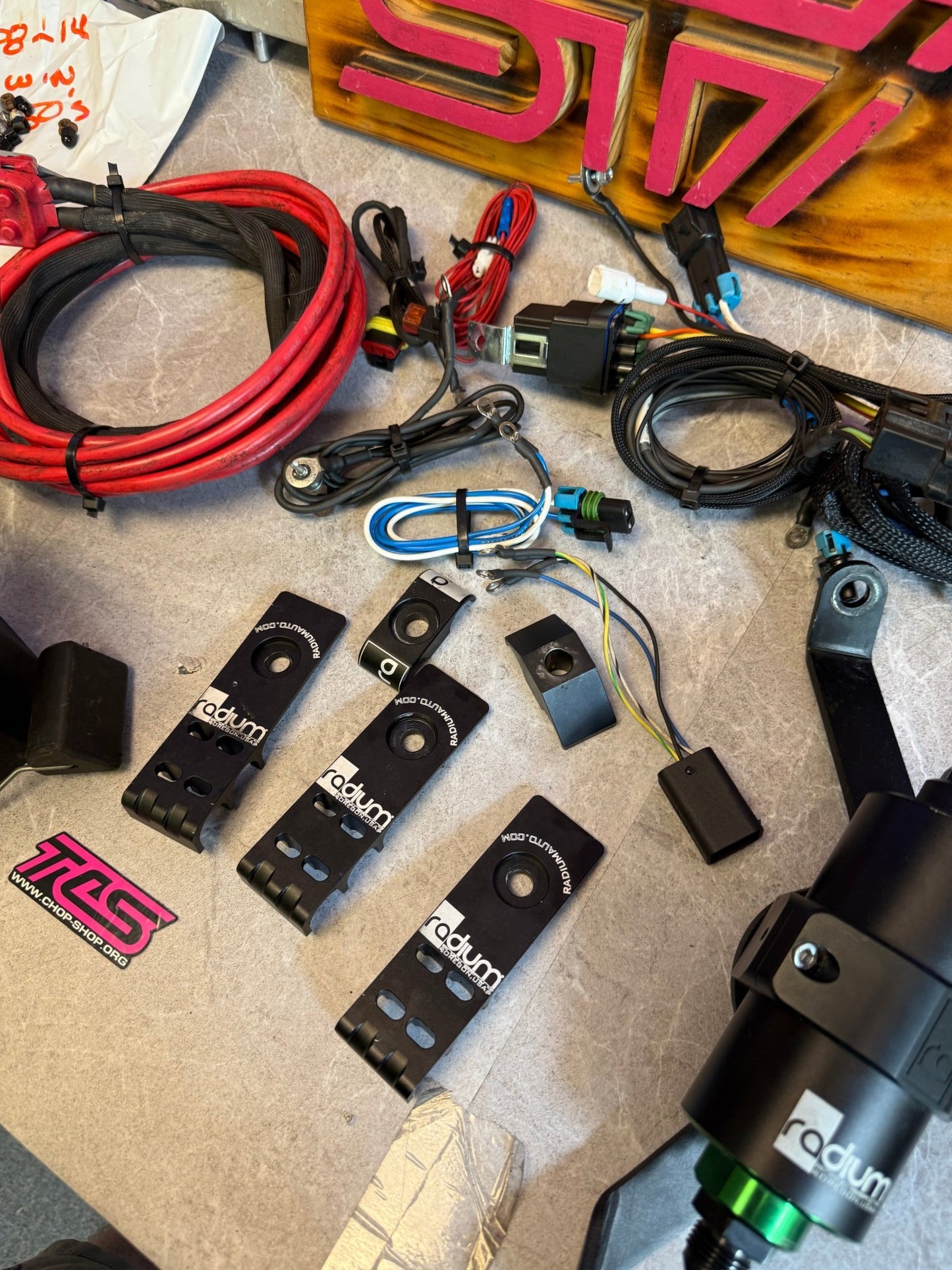RADIUM ENGINEERING twin walbro fuel pumps & kit 08-14 Subaru STi & wrx 450 LPH TI automotive I - WIRE