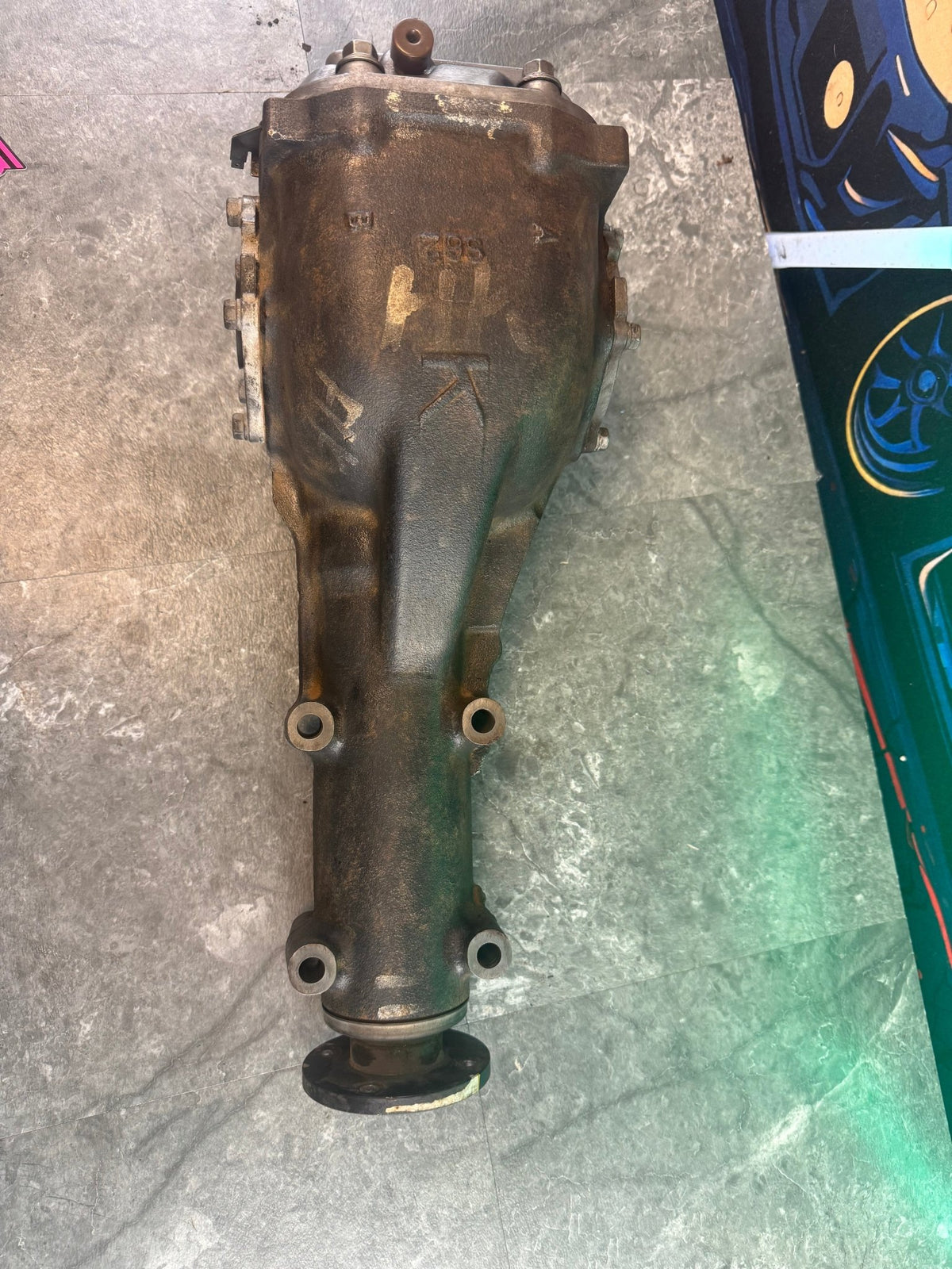 2004-2005 Subaru WRX STi OEM Rear Differential Diff R180 3.9 Final Drive