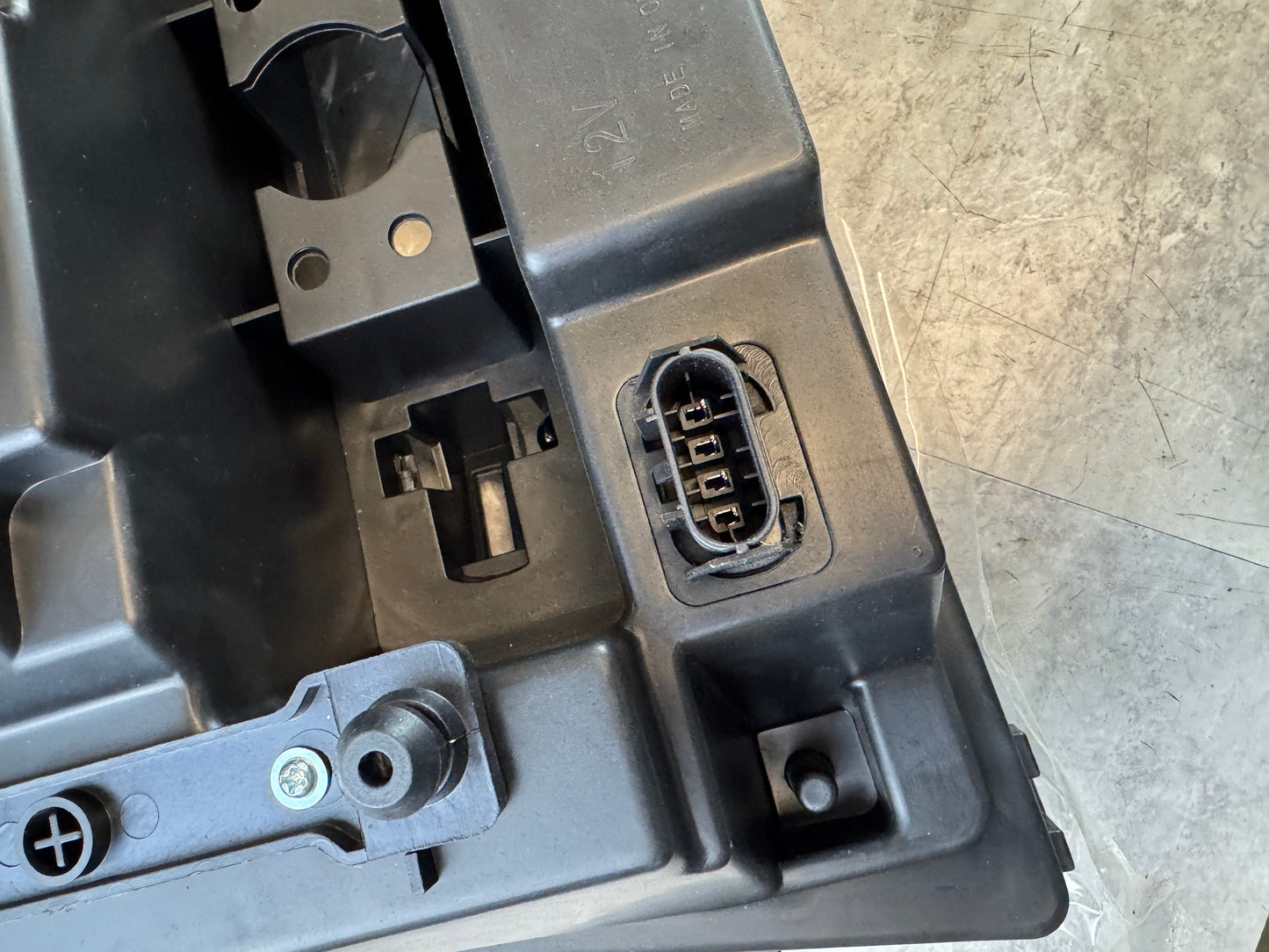 2002-2009 Chevrolet Trailblazer Brand New Aftermarket Headlight Assembly Pair Kit B2