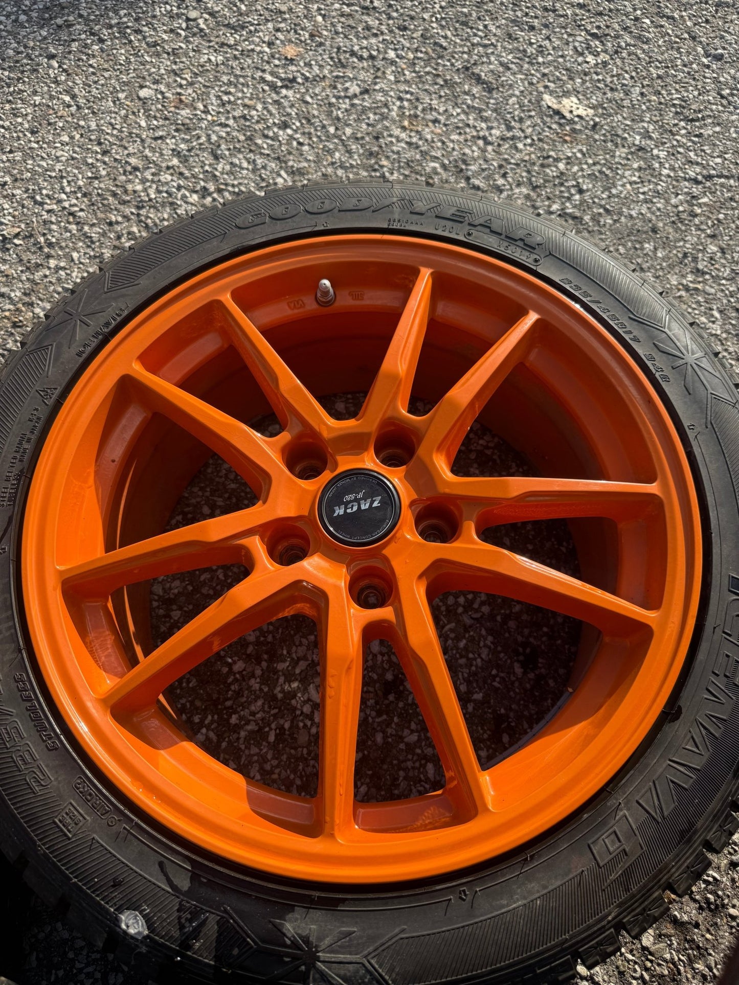 AFTERMARKET Zack JP 520 aluminum wheels STi 2005-2017 clears brembos w/ snow tires installed 5x114