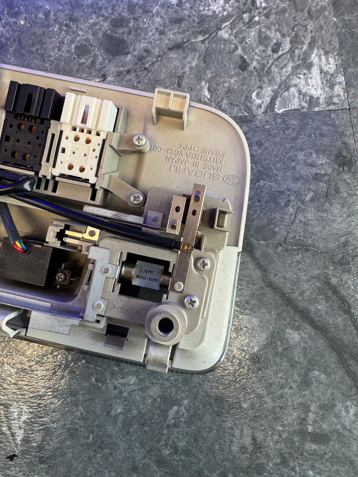 2008-2014 Subaru Impreza WRX OEM Dome Light Sunroof Control Panel