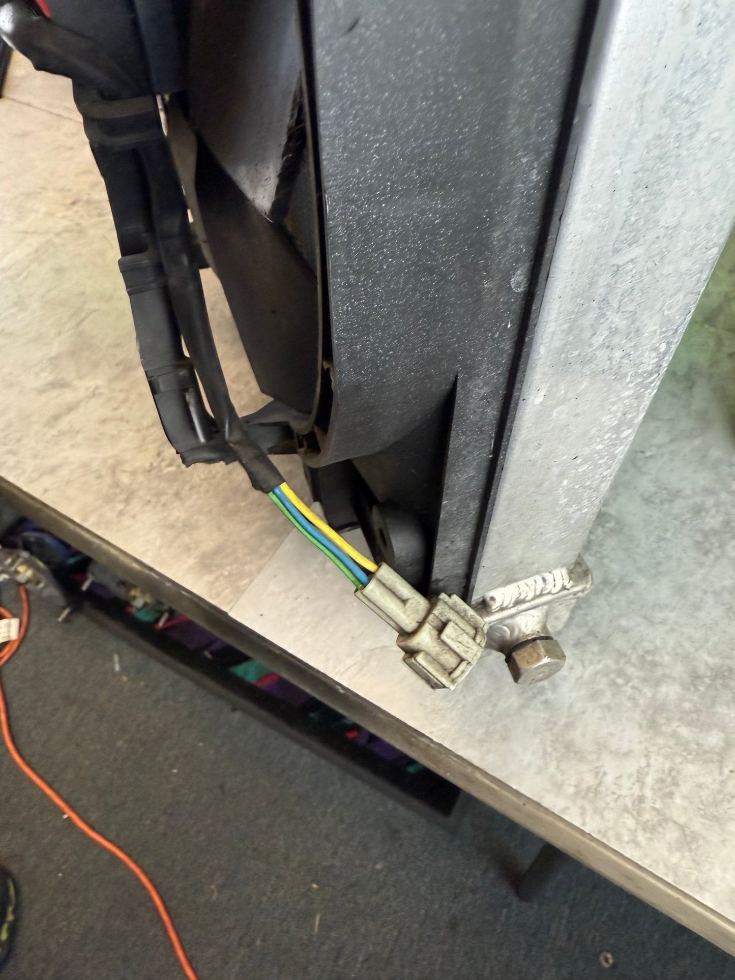 MISHimoto aluminum racing radiator 2004-2007 Subaru STi & wrx w: oem fans and red silicone hoses