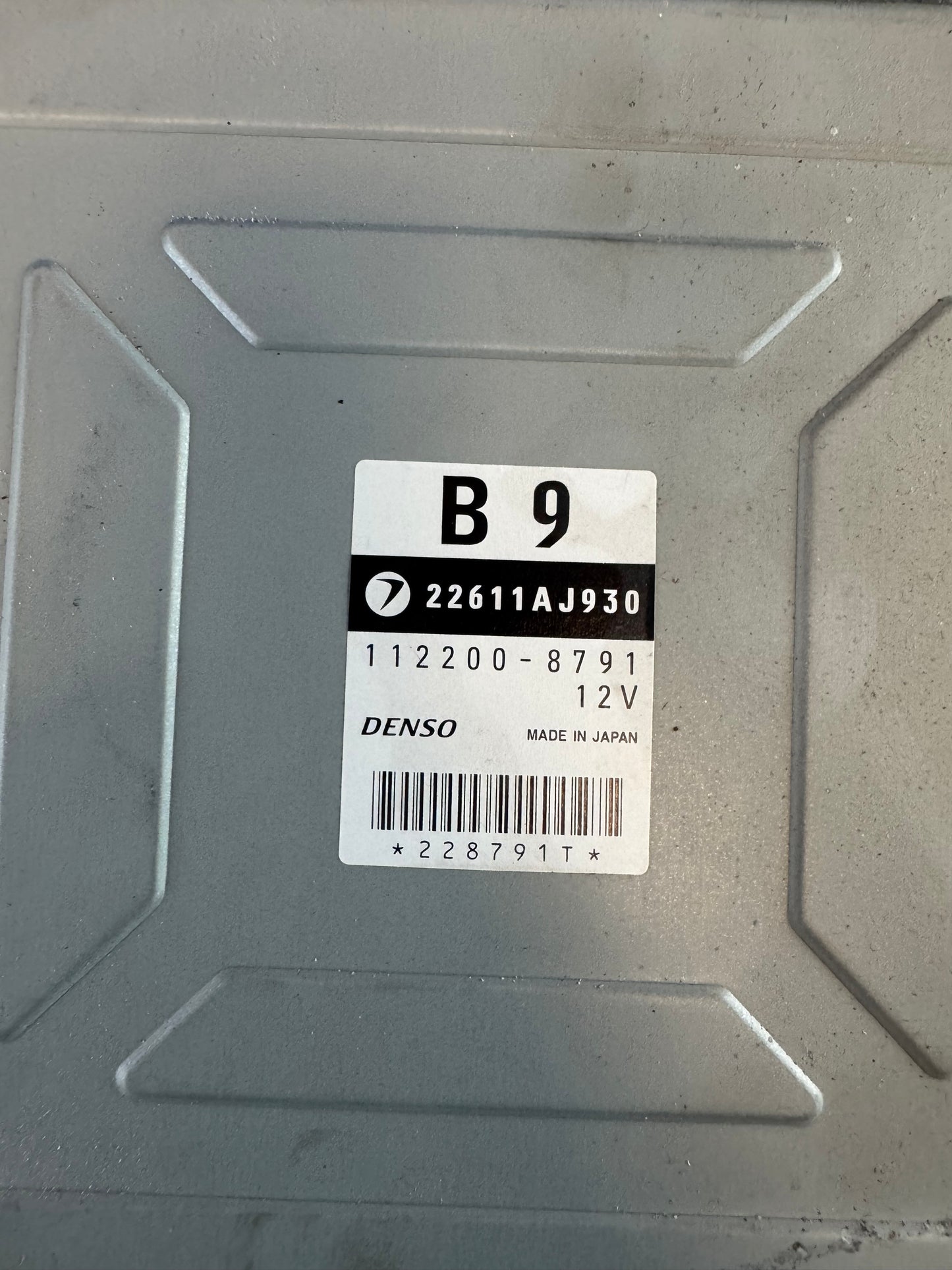2005 Subaru Impreza WRX STi OEM ECU Engine Computer Module ECM 22611AJ930