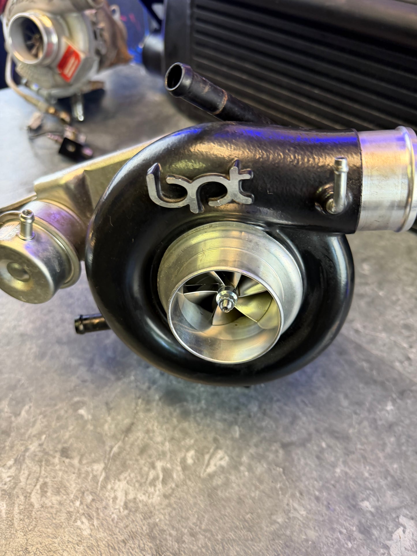 BTP blouch 1.5 XTR xt-r stock location turbo Subaru STi & wrx ball bearing billet 2.5 “ inlet 10 cm