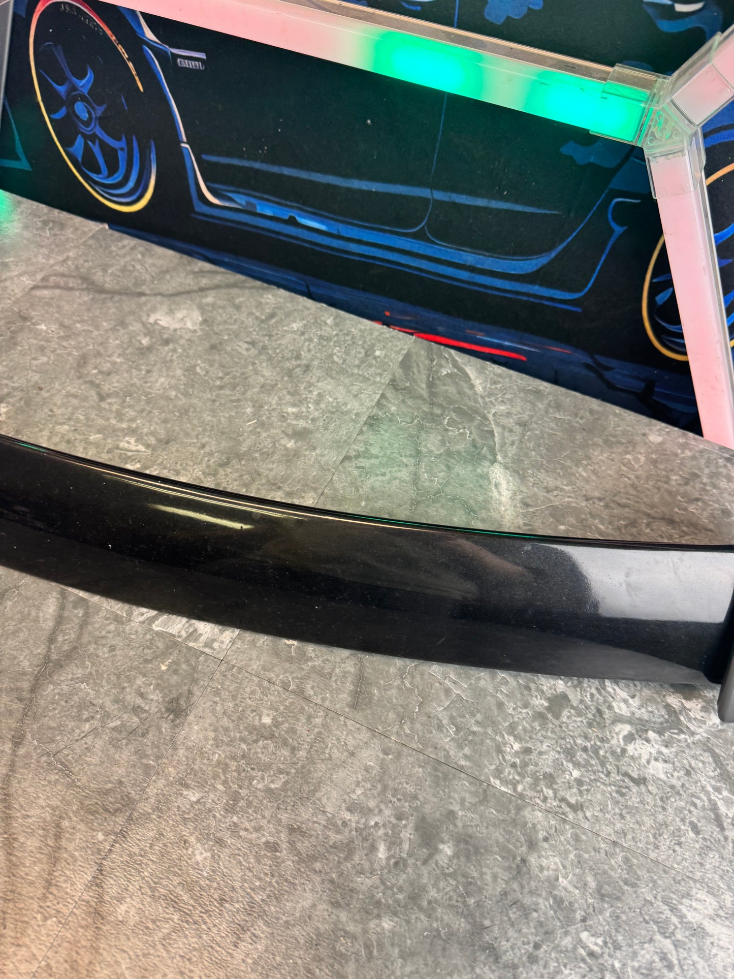 2006-2007 Subaru WRX STi OEM Rear Roof Spoiler Wing Center Spoiler Assembly