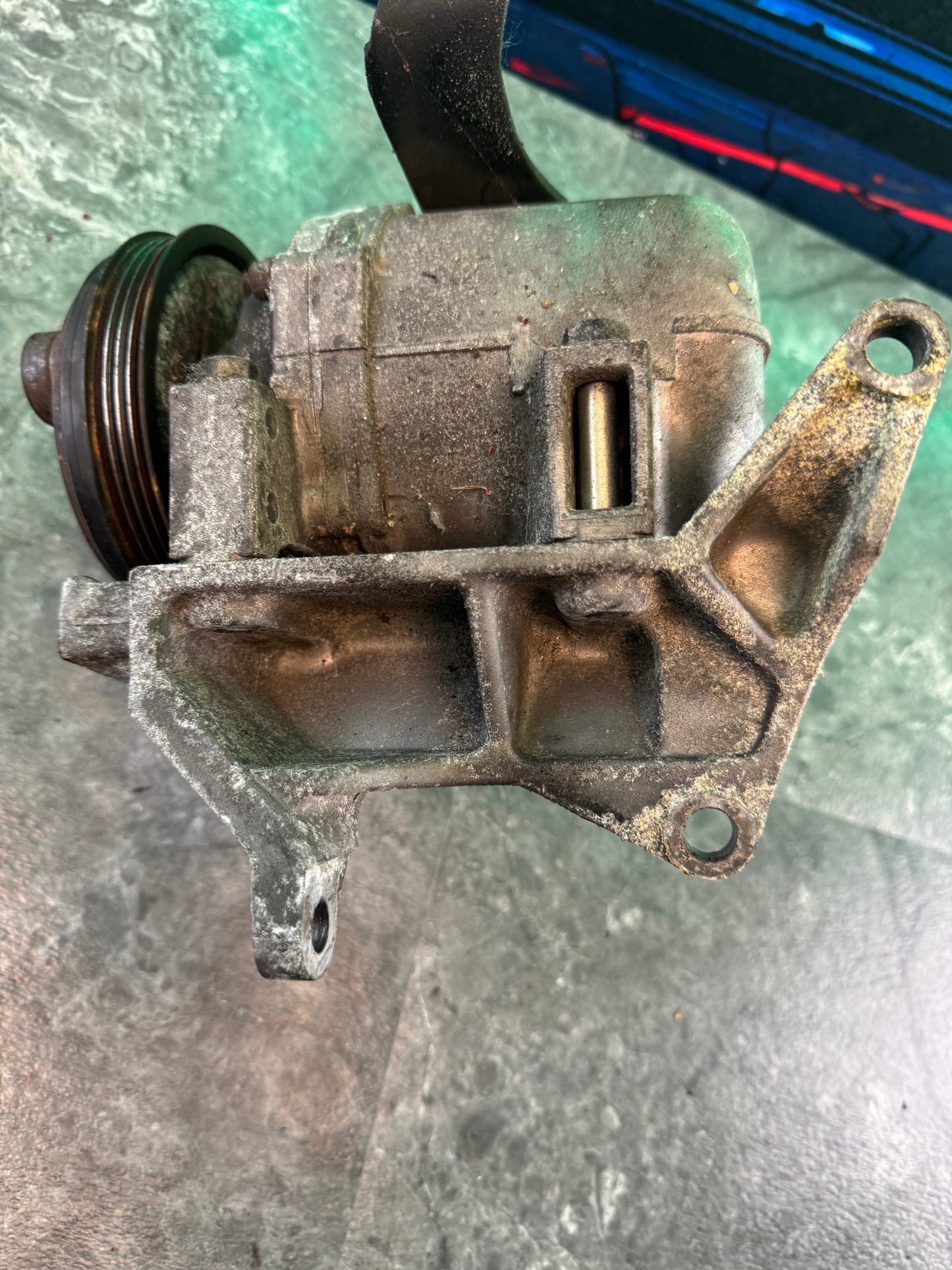 2004-2007 Subaru Impreza WRX STi AC Compressor With Bracket