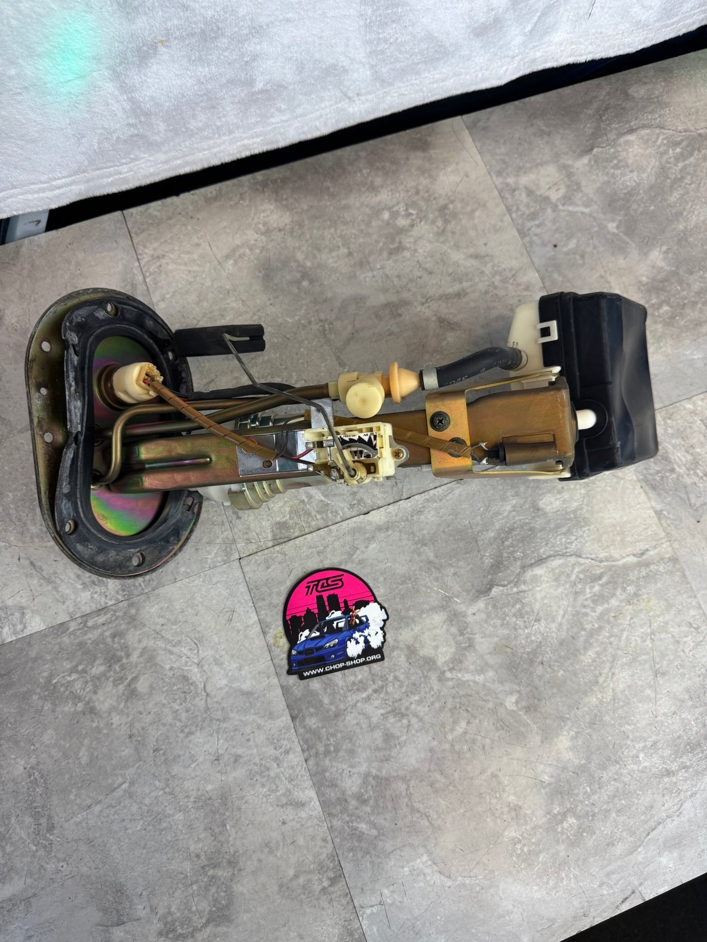 2004-2007 Subaru WRX STi OEM Fuel Hanger With Walbro 255 Fuel Pump Assembly I2