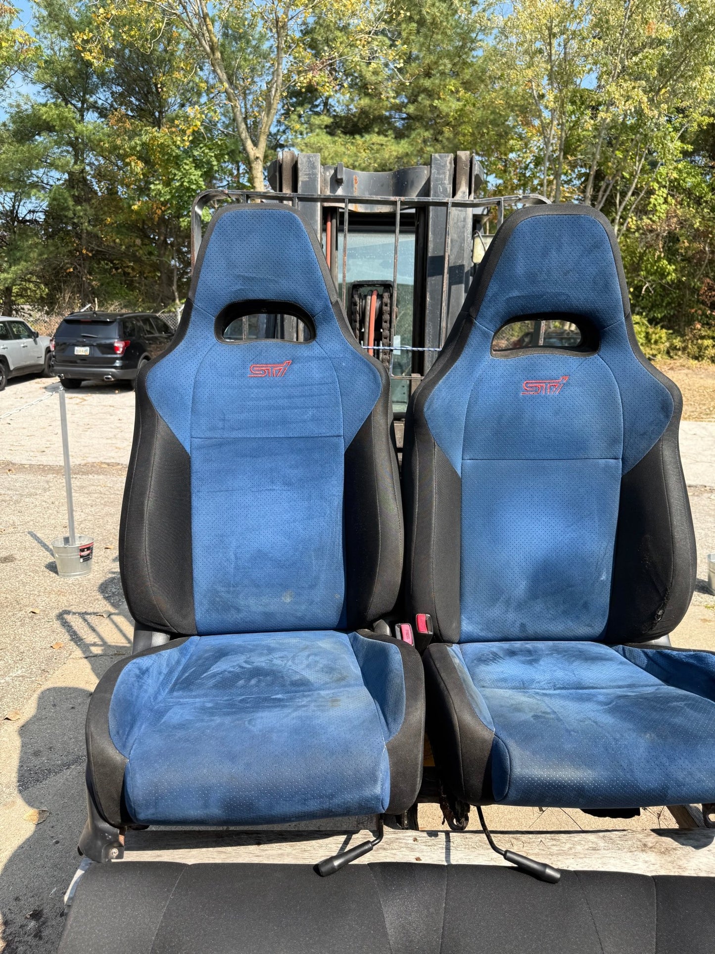 2004 Subaru STi oem alcantara blue front and rear seats 2002-2007 wrx & Impreza