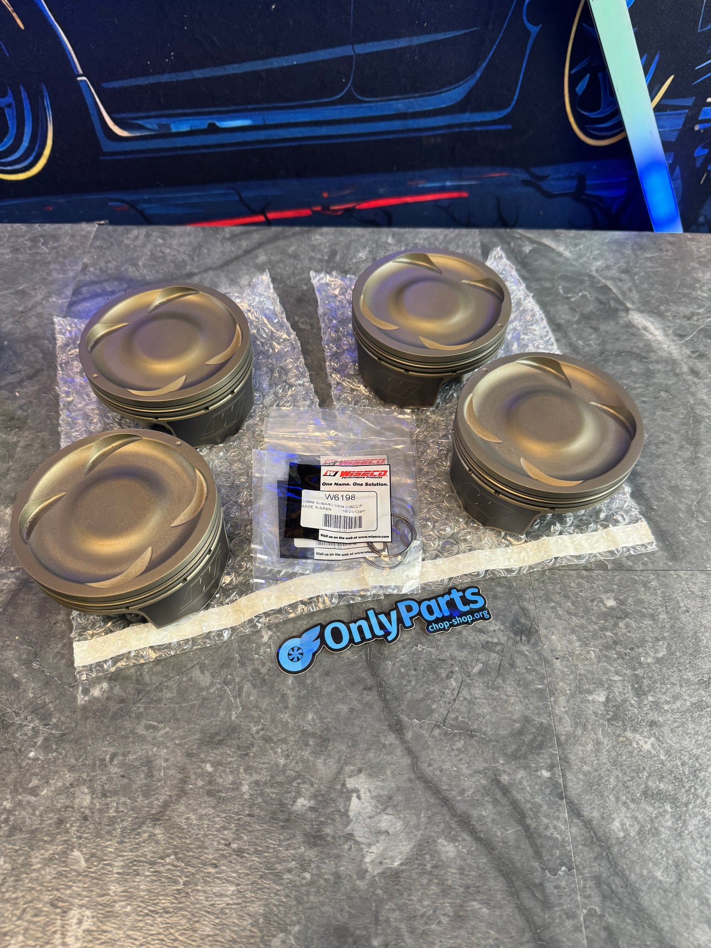 Wiseco Subaru EJ255 EJ257 Custom 99.75 Pistons With Wrist Pin And Retainers Set Of 4