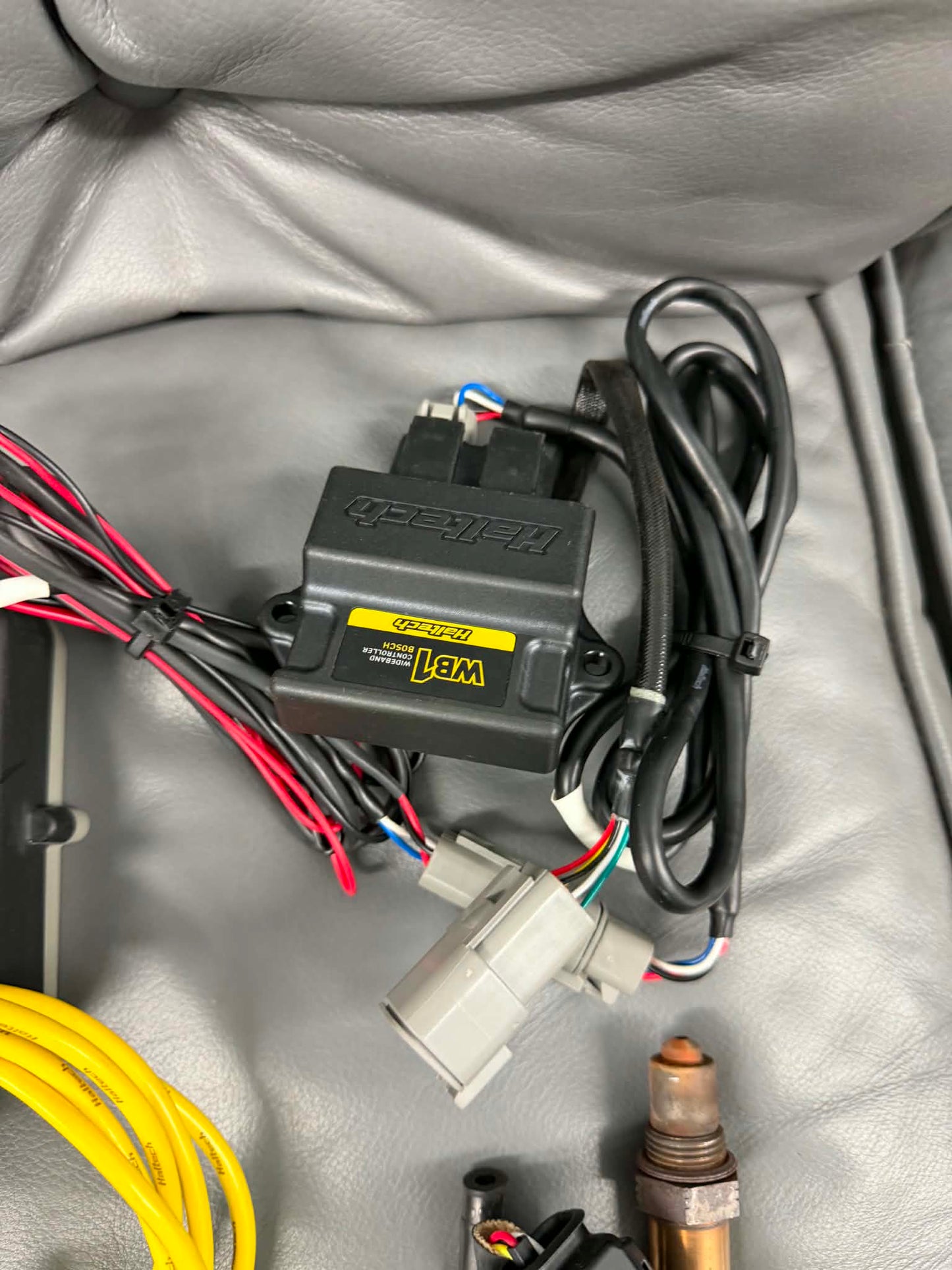 HALTECH elite 2500 stand alone ecu kit VA Subaru STi ej257 w/ WB1 , oil & coolant temp sensors