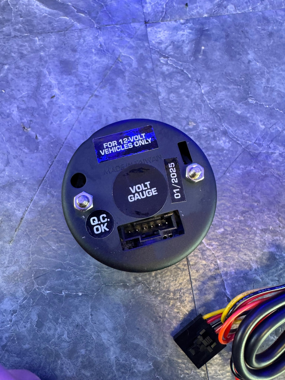 Glowshift Voltage Meter Volt Gauge 18v