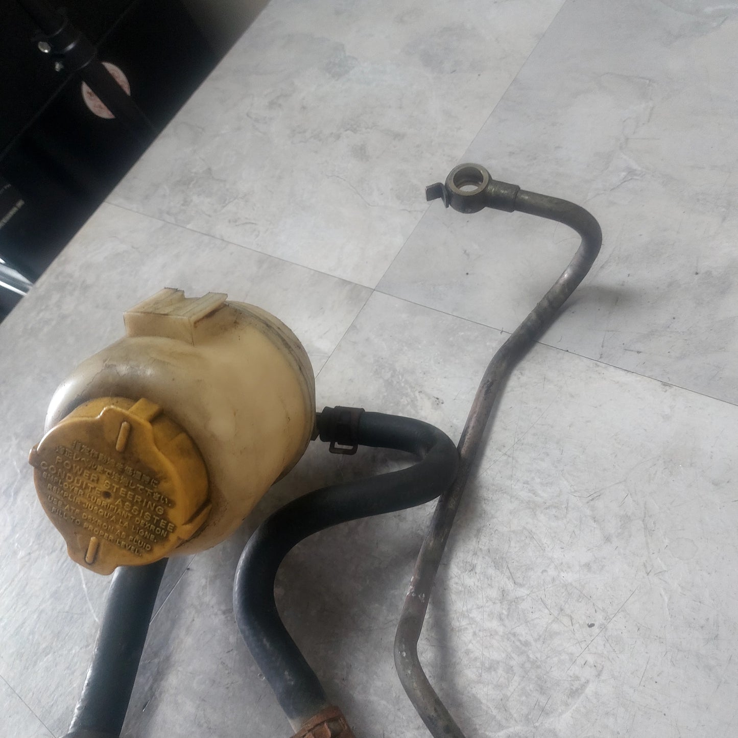 OEM 2002-2007 Subaru Impreza WRX STi Power Steering Reservoir Assembly w/ Lines