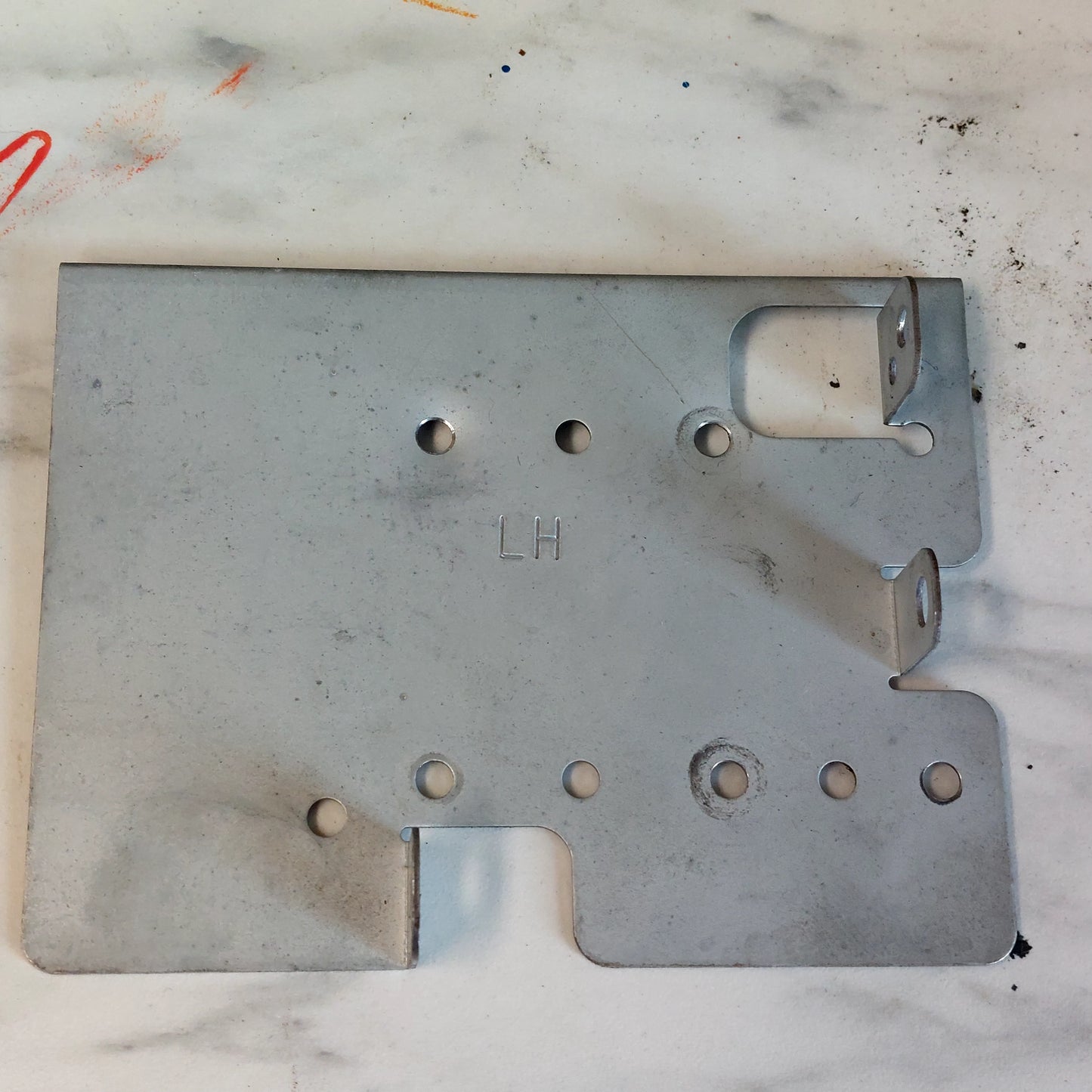 OEM Radio RH LH Support Bracket Set 66201FE000 2002-2004 Subaru Impreza WRX STi