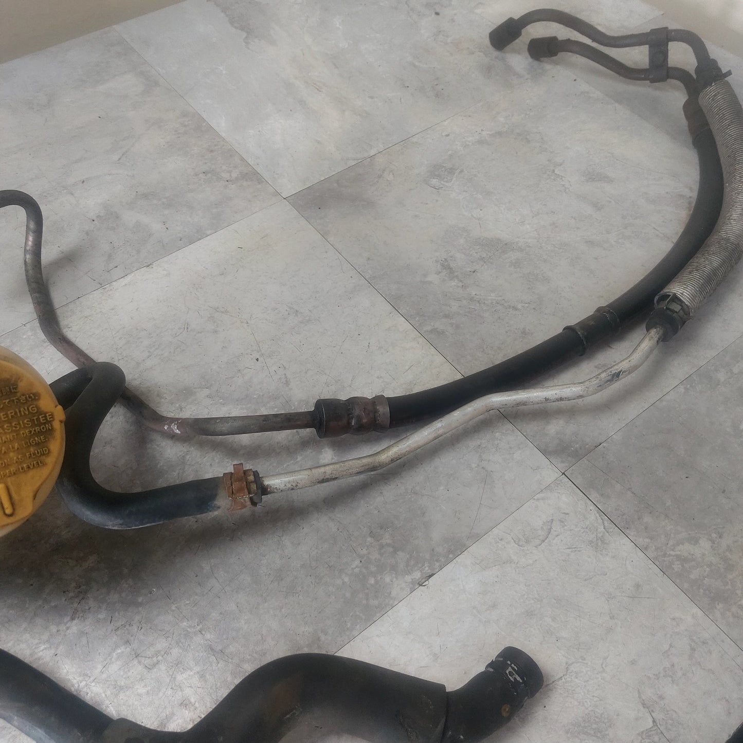 OEM 2002-2007 Subaru Impreza WRX STi Power Steering Reservoir Assembly w/ Lines