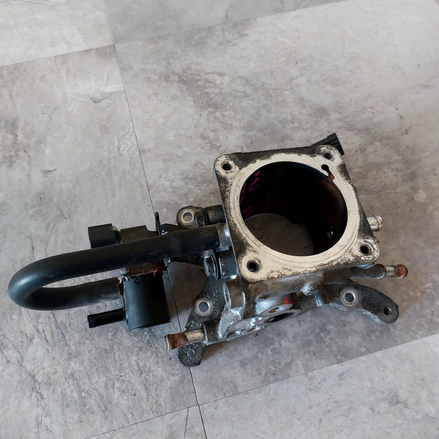 2010-2012 Subaru Legacy 2.5L H4 Engine EGR Valve Control Housing OEM