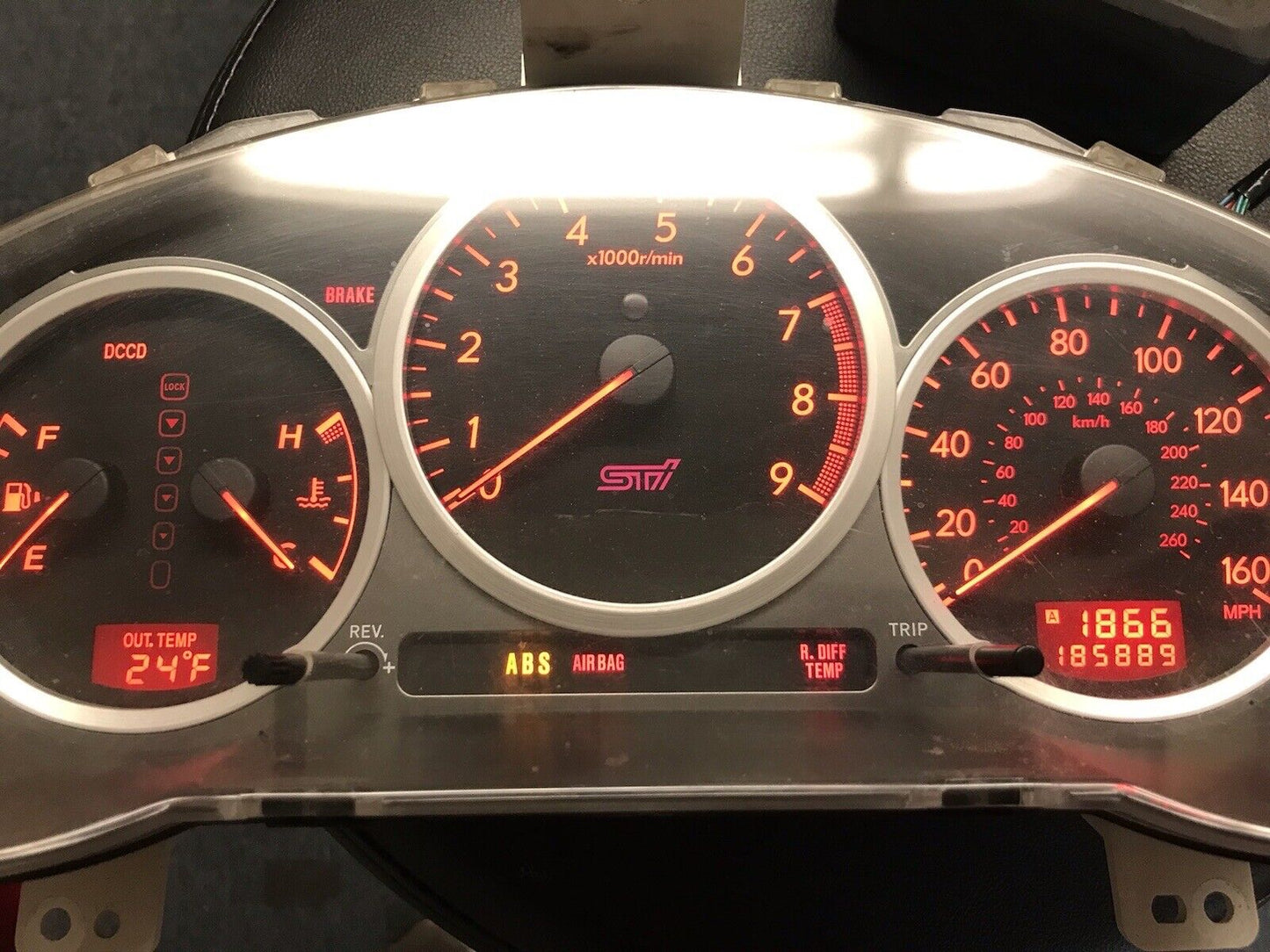 OEM 2005 Subaru Impreza WRX STi Gauge Cluster 180 K Miles 85014FE180